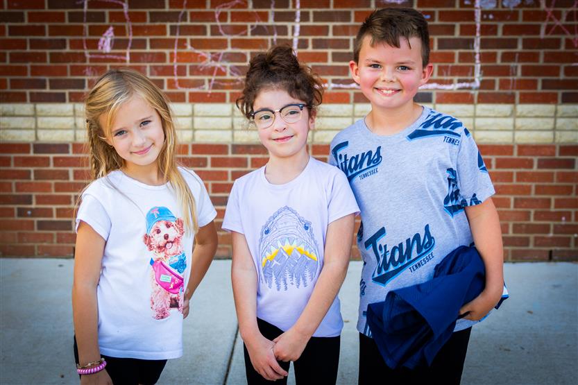 Longview Elementary students release butterflies